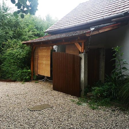 Kúti Vendégház Bakonykuti Extérieur photo
