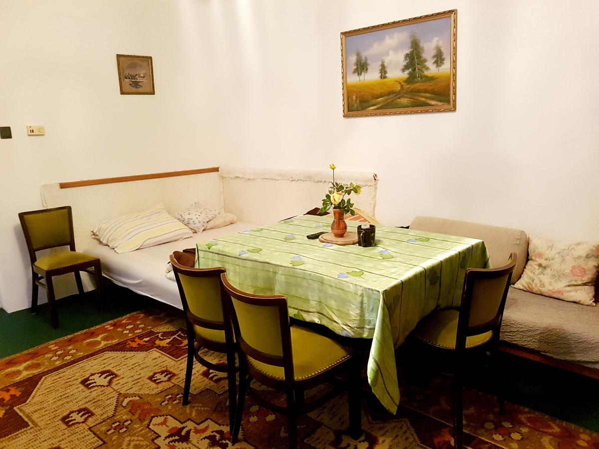 Kúti Vendégház Bakonykuti Extérieur photo