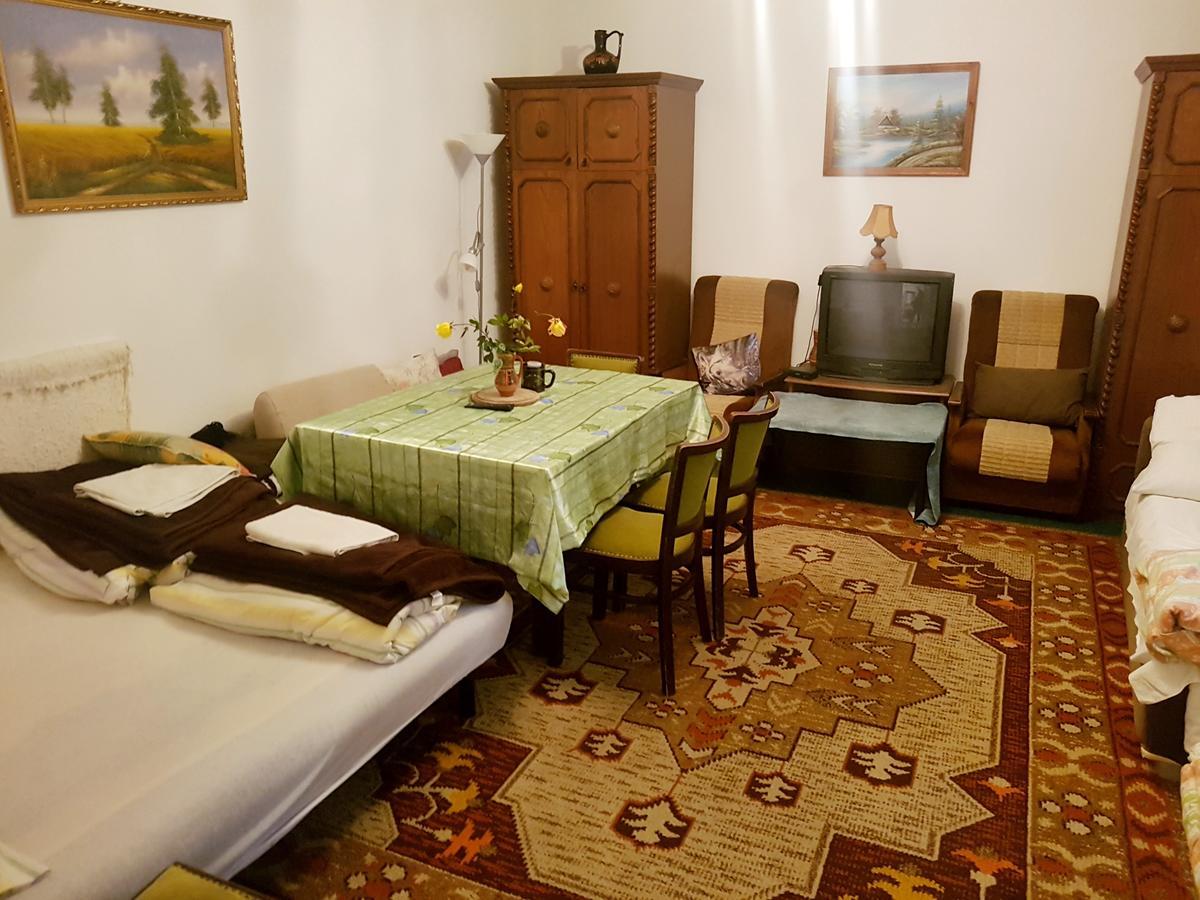 Kúti Vendégház Bakonykuti Extérieur photo