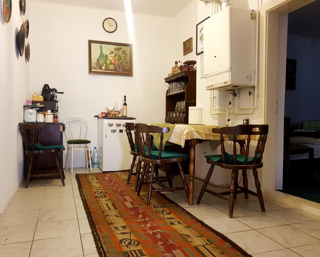 Kúti Vendégház Bakonykuti Extérieur photo
